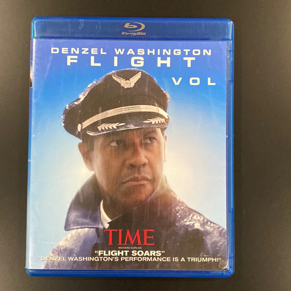Flight - Blu-Ray Only